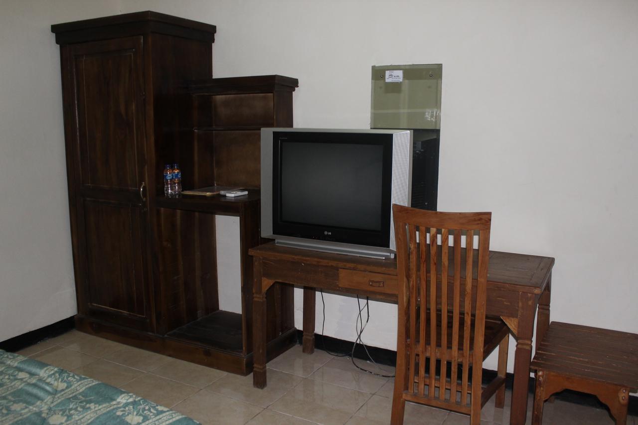 Sinar Bintang Hotel Cepu Exterior photo